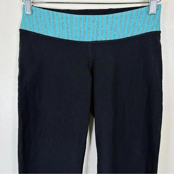 Ivivva Girl Cropped  Reversible Legging - Picture 2 of 13